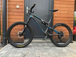 Rocky Mountain Altitude 2015 27,5 vidlice 160mm