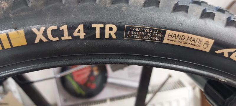 Prodám Tufo 550,- kč / kus