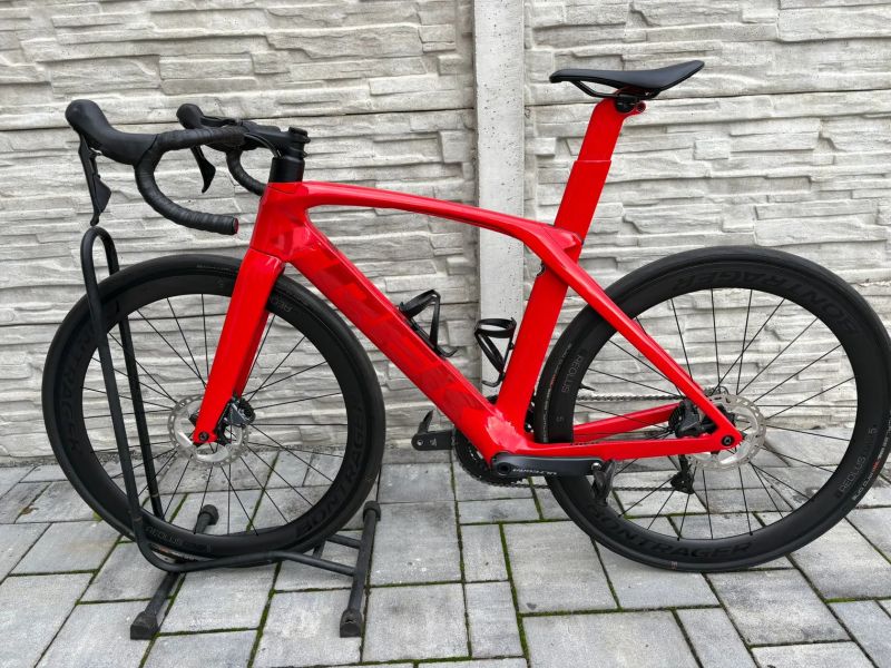 Trek Madone sl6 disc 