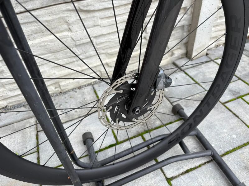 Trek Emonda SL7 AXS Wattmetr karbonová kola
