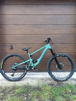 Santa Cruz Bronson V3