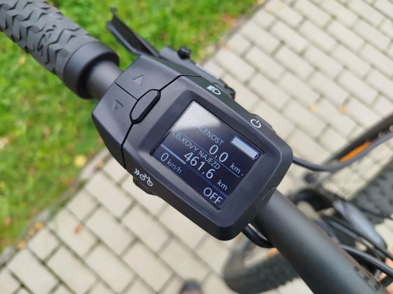 Kellys THEOS R50LTD, motor Panasonic, najeto 462km