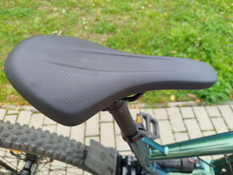 Kellys THEOS R50LTD, motor Panasonic, najeto 462km