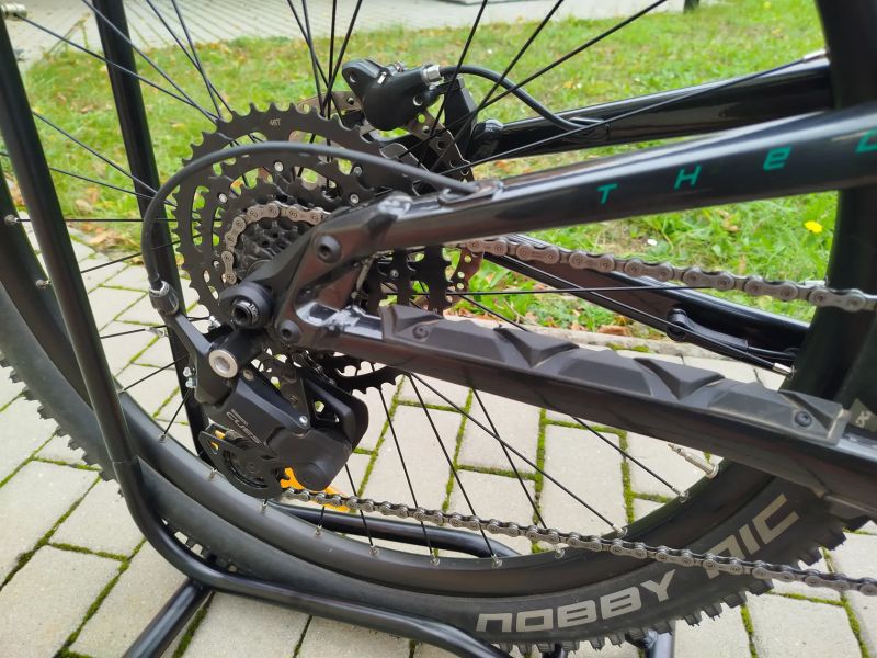 Kellys THEOS R50LTD, motor Panasonic, najeto 462km