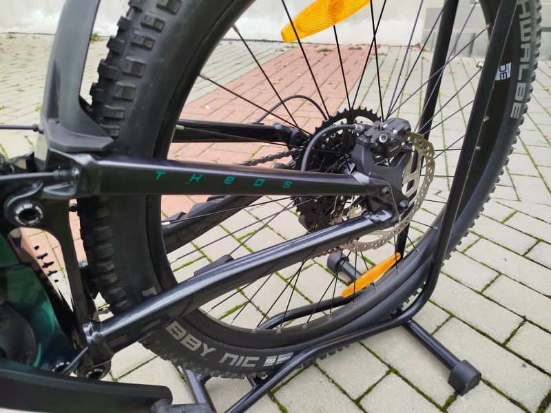 Kellys THEOS R50LTD, motor Panasonic, najeto 462km