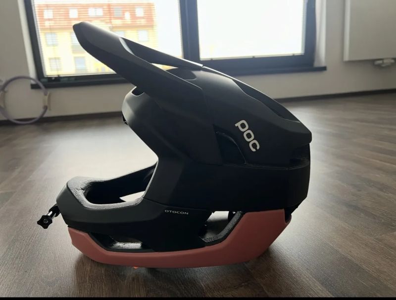 POC Otocon helma 