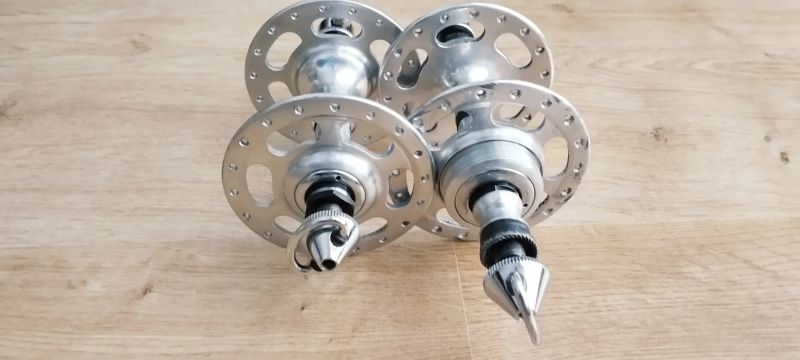 Prodám náboje Campagnolo