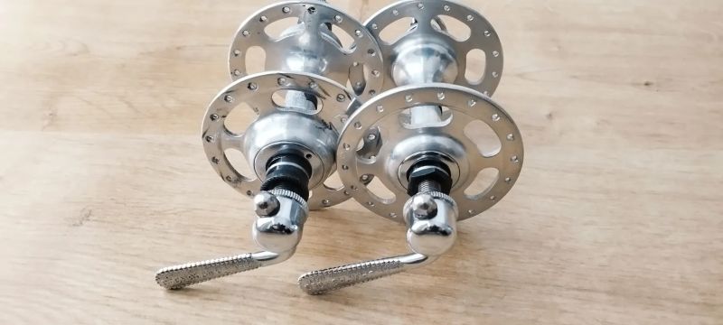 Prodám náboje Campagnolo