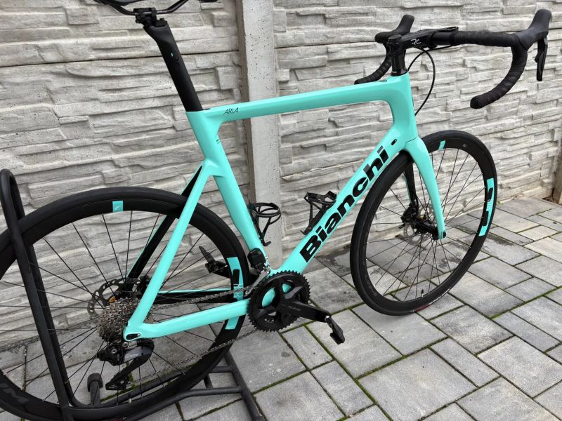 Bianchi Aria 2x12 Di2 < 200 km