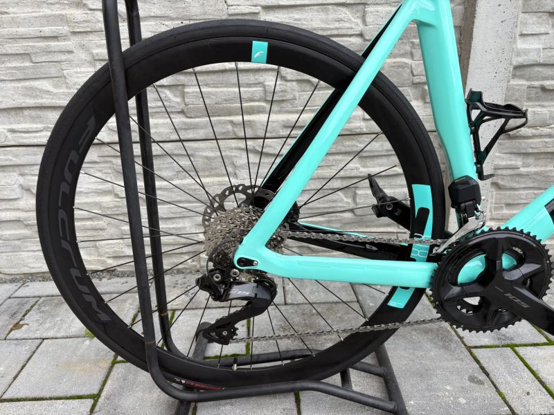 Bianchi Aria 2x12 Di2 < 200 km