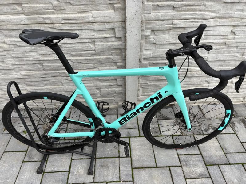 Bianchi Aria 2x12 Di2 < 200 km
