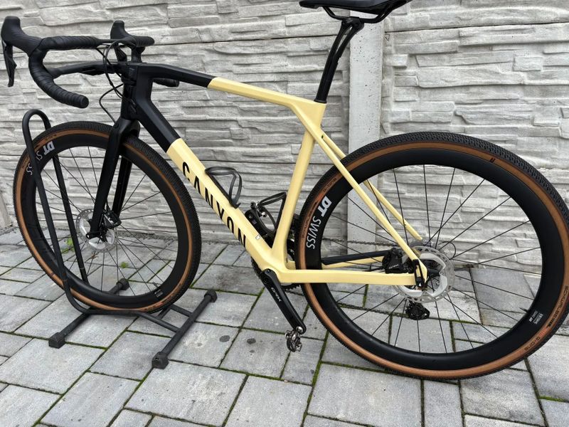Canyon Grail cf sl Di2 - karbonová kola DT Swiss< 500 km
