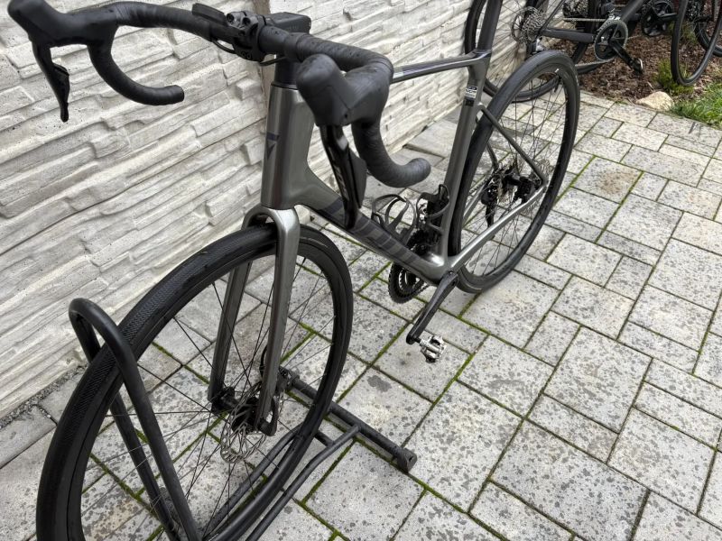 Giant Defy advanced di2 2x12 < 500 km