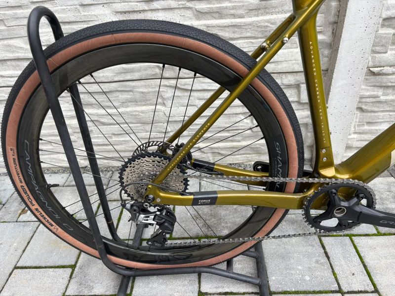 Isaac Torus Xplore - karbonová kola campagnolo