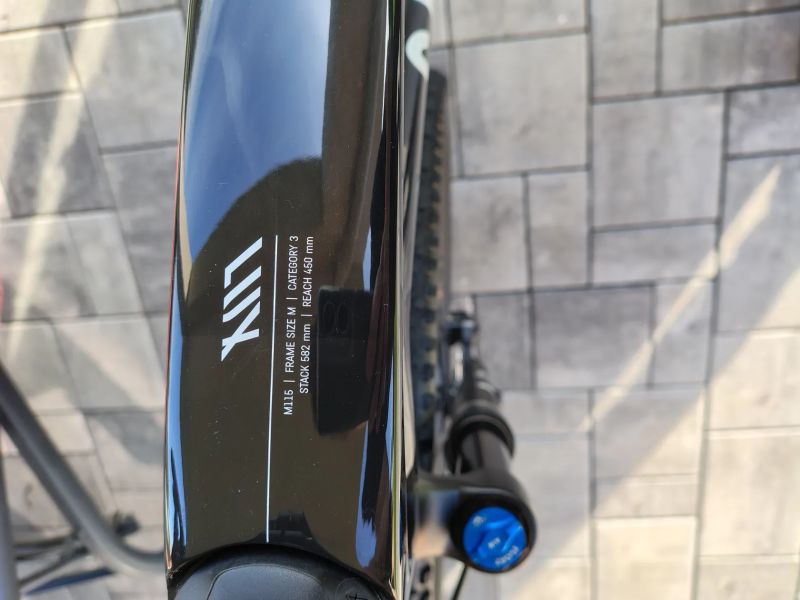 NOVÝ Canyon Lux World Cup CF vel M.