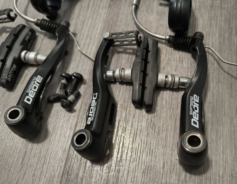 Shimano Deore V brzdy včetně pák 