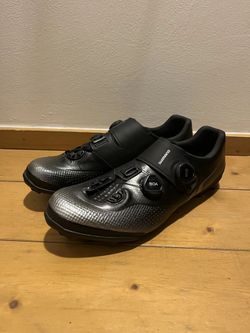 Shimano tretry XC702