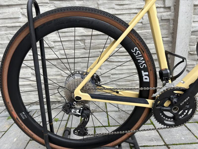 Canyon Grail cf sl Di2 - karbonová kola DT Swiss< 500 km