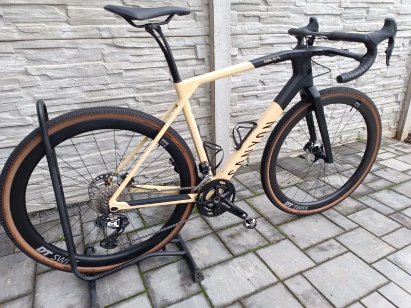 Canyon Grail cf sl Di2 - karbonová kola DT Swiss< 500 km