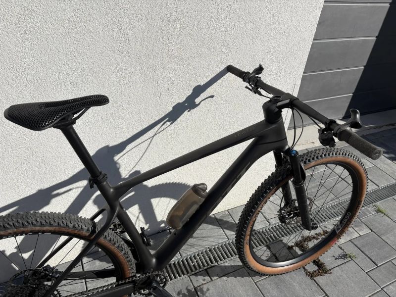 SCOTT Scale 910 – karbonová raketa na prodej!