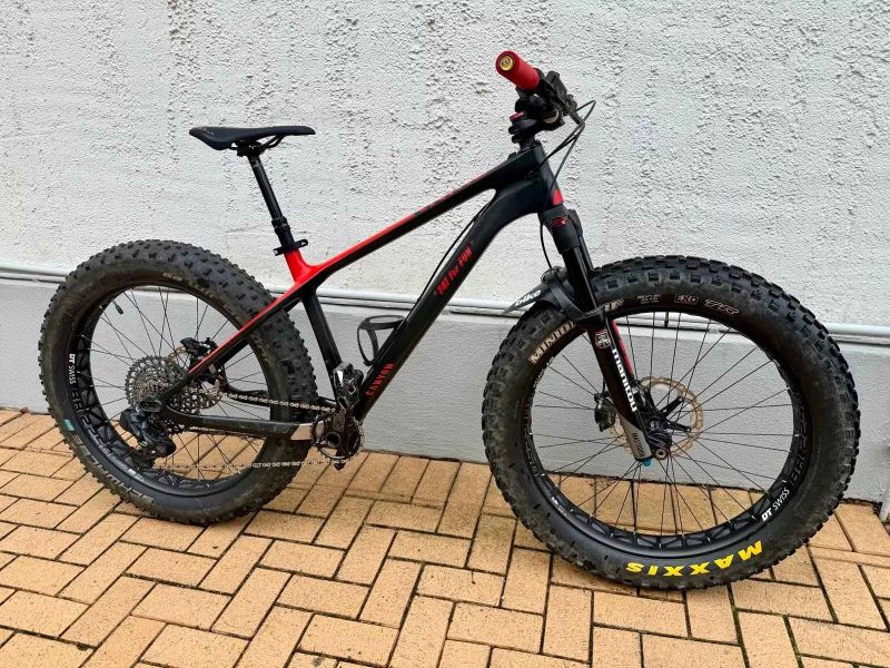carbon fatbike Canyon DUDE CF9 CUSTOM - black / red M