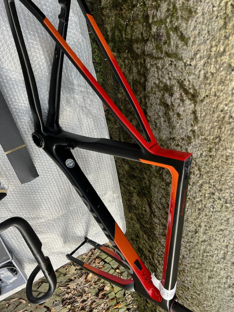 COLNAGO V3RS Disc rámový set