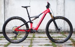 lehké elektrokolo Orbea RISE M-Ultimate XX1 AXS 540 Wh (17 kg) vel. M - najeto 242 km