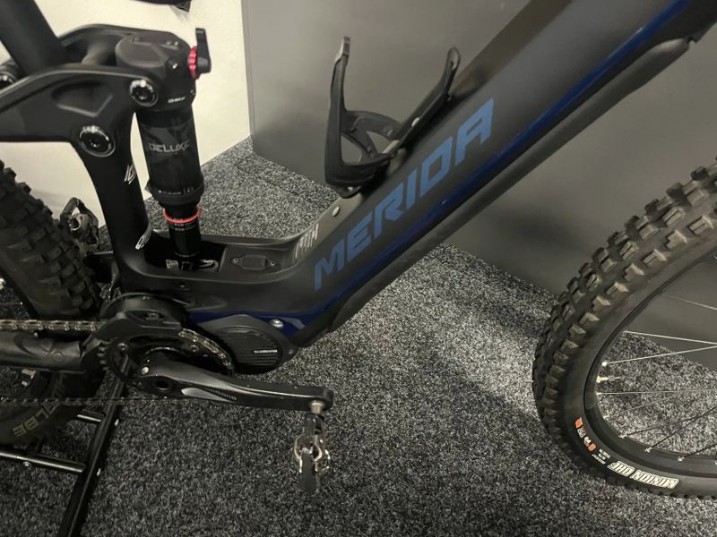 Merida eONE-FORTY 8000 velikost XL 3x baterie