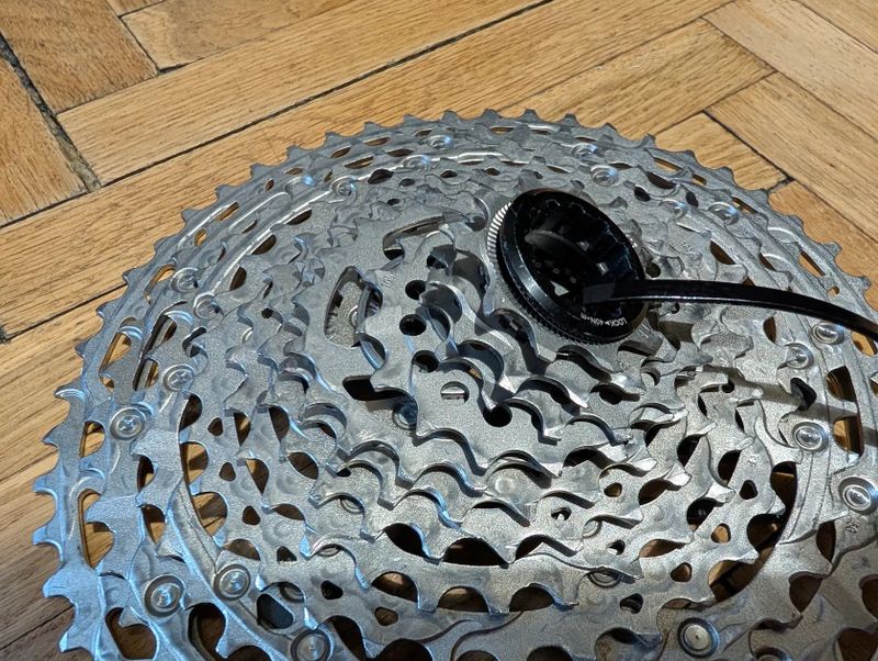 Kazeta Shimano Deore m6100 12s 10-51t