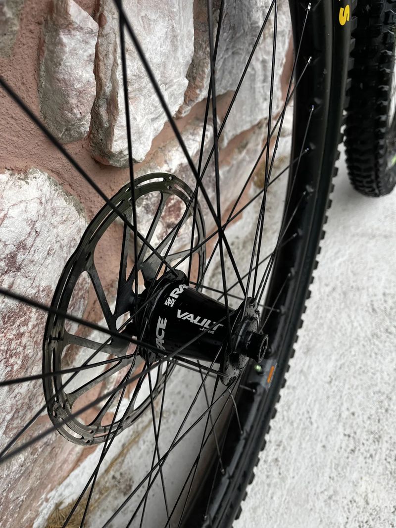 Karbon kola WTB