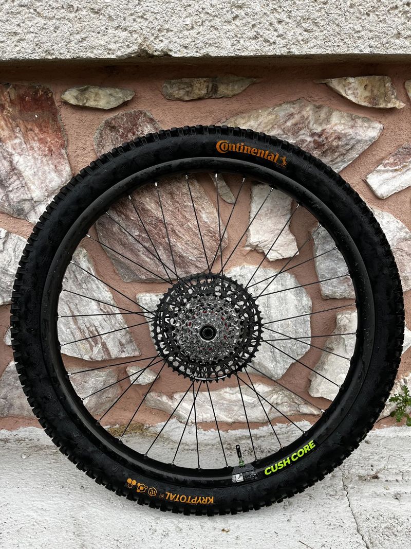 Karbon kola WTB
