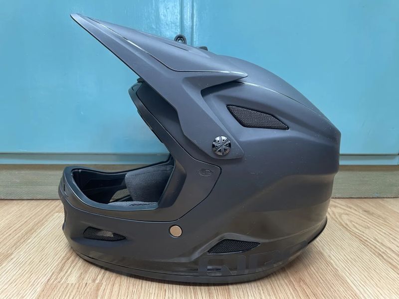 Zánovní Giro Disciple, M, MIPS