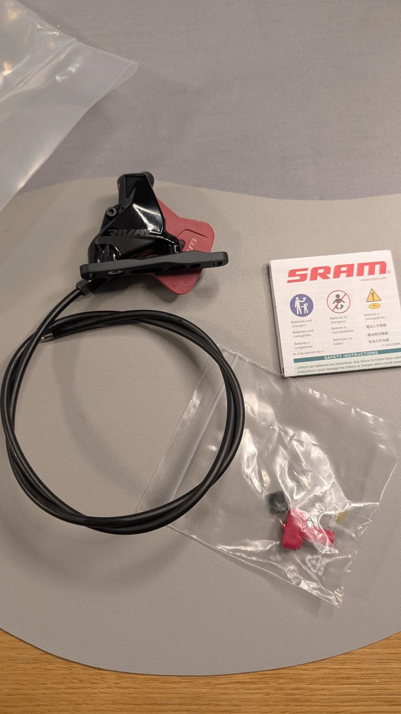 Prodám nový přední brzdový třmen Sram Rival