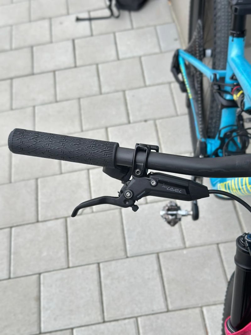 Specialized Epic 8 Pro 2025