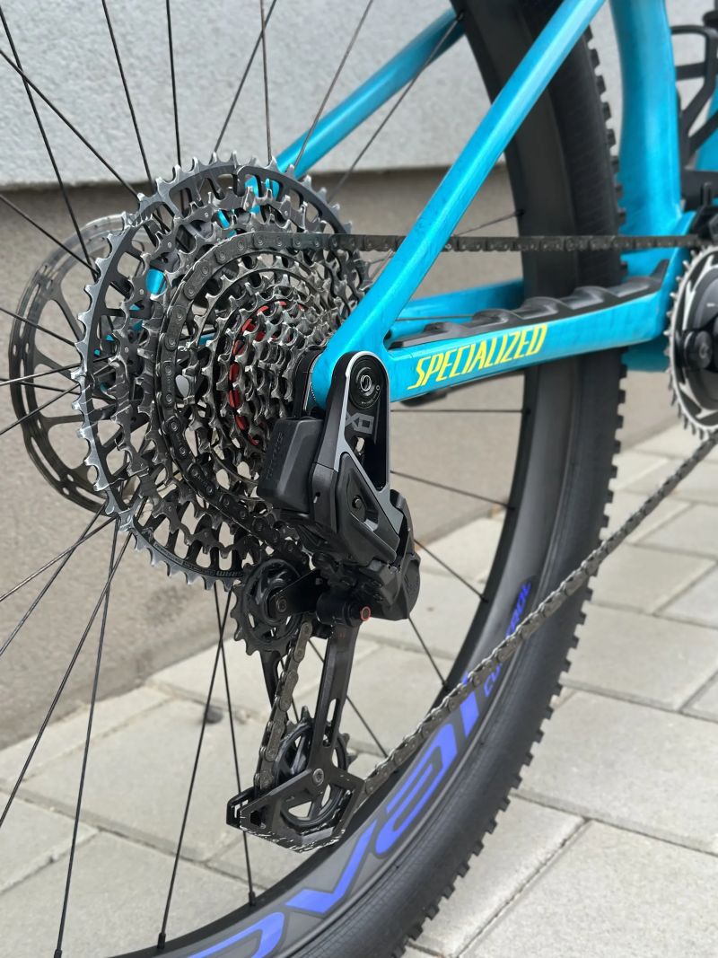 Specialized Epic 8 Pro 2025