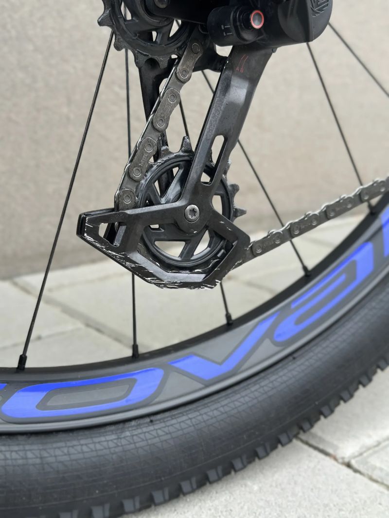 Specialized Epic 8 Pro 2025