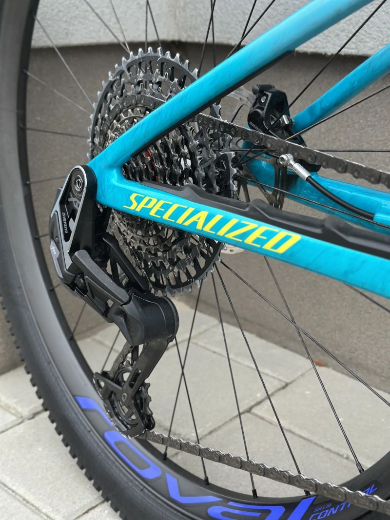Specialized Epic 8 Pro 2025