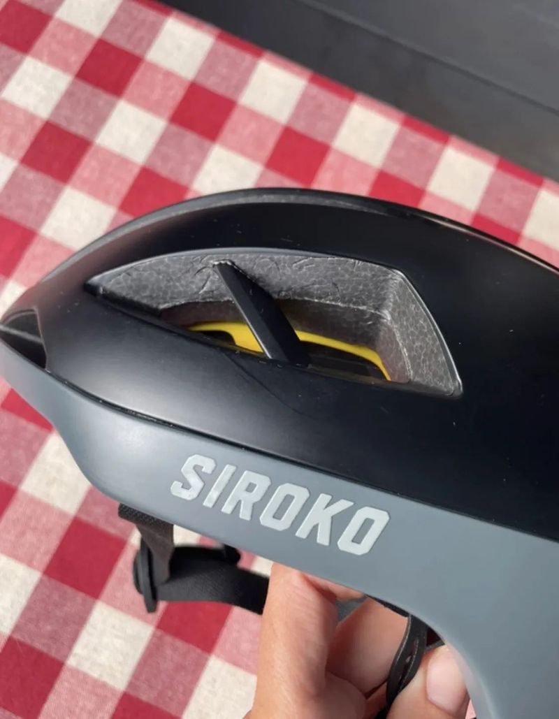 SIROKO helma