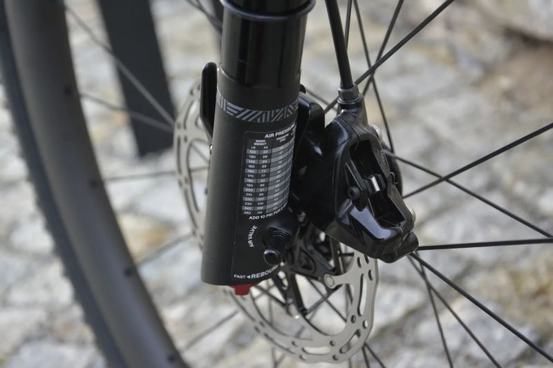 CANNONDALE TOPSTONE CARBON 1 LEFTY AXS 54cm NOVÉ PC 174.999,-