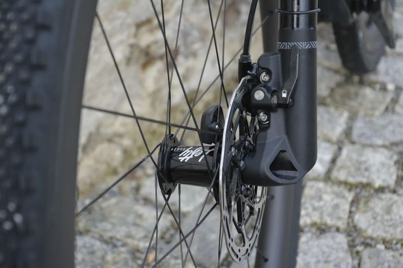 CANNONDALE TOPSTONE CARBON 1 LEFTY AXS 54cm NOVÉ PC 174.999,-