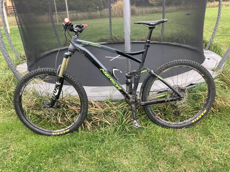 Merida One-Forty 7.600 – trail/enduro, připravené jezdit