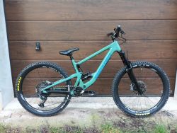 Santa Cruz Bronson V3 CC velikost :M