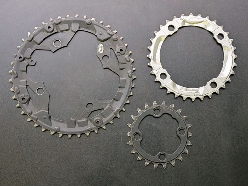 převodníky Shimano Deore 104/64mm 3x9