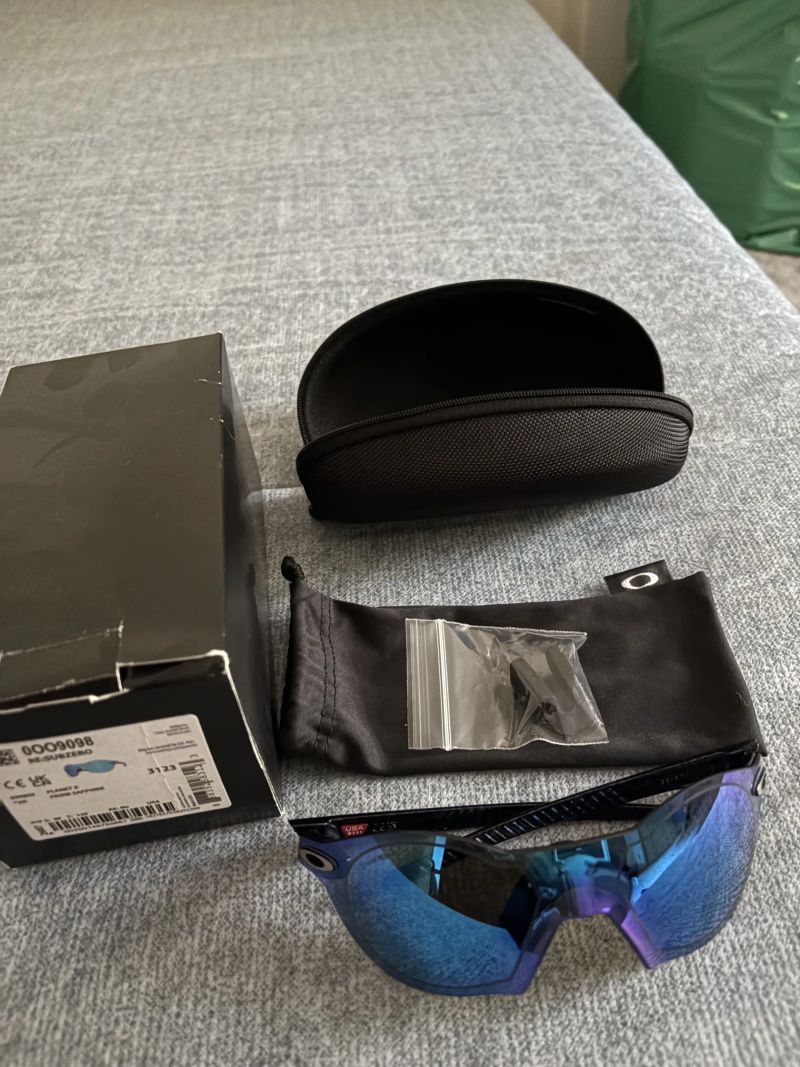 Oakley SubZero
