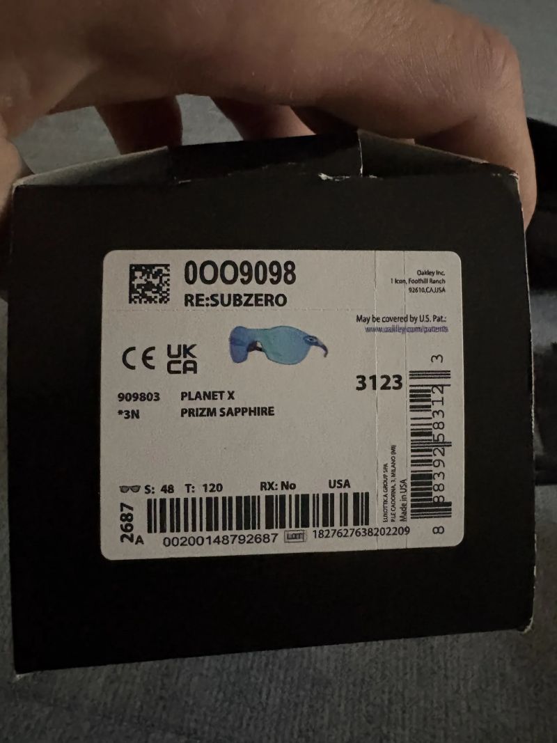 Oakley SubZero