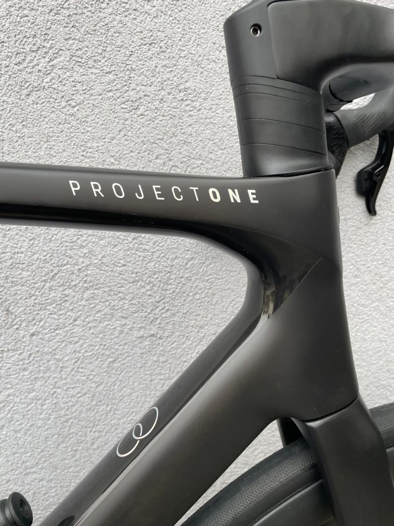 Trek Madone SLR 7 AXS L 58´´ - zánovní 