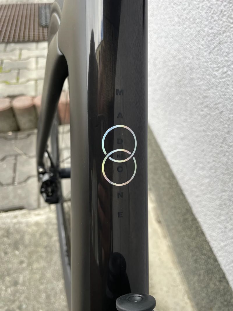 Trek Madone SLR 7 AXS L 58´´ - zánovní 