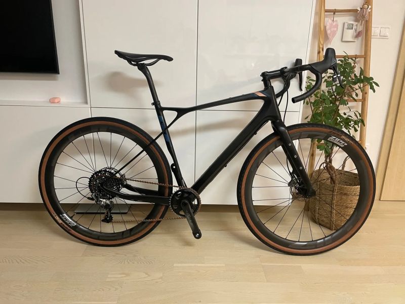 GT Grade carbon, zipp, sram 11sp