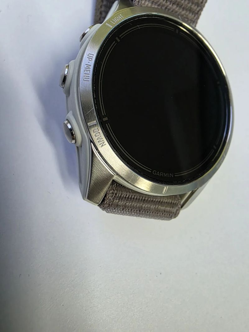 Garmin epix Pro (Gen 2) Standart 42mm, stříbrné