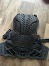 Chránič páteře a hrudníku Troy Lee Designs Rockfight D3O CE Black